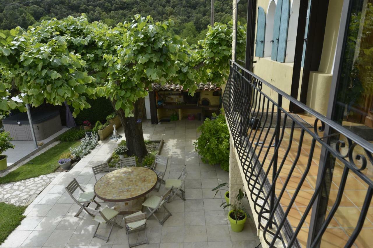 Bed and Breakfast Au Grand Bonheur Besseges Екстер'єр фото